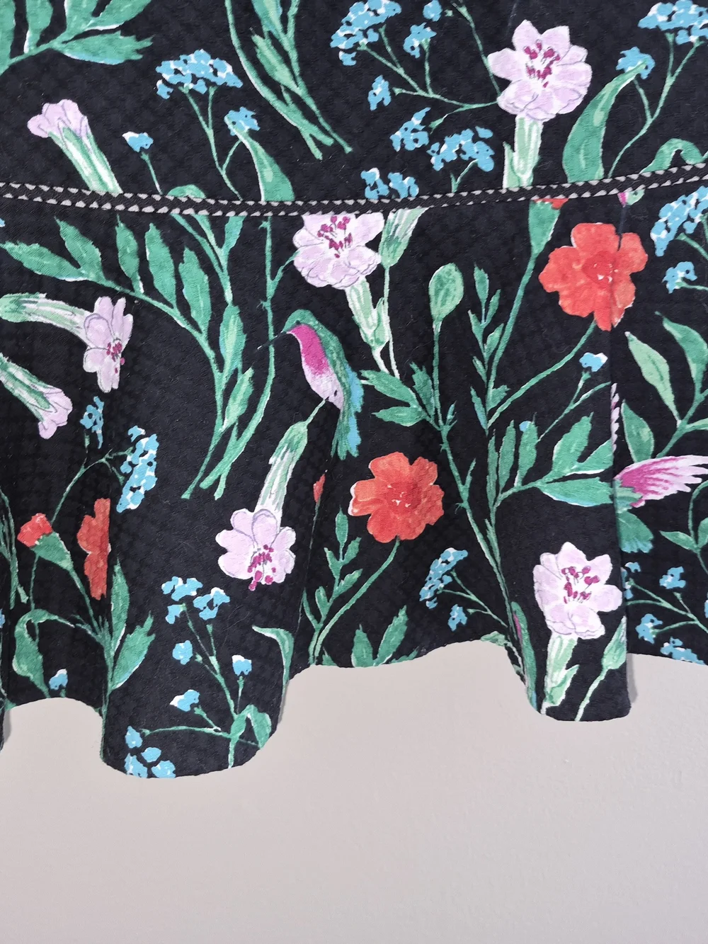 Kate Spade Floral Hummingbird Dress Size 0 Fit & Flare Scalloped Neck - Picture 2 of 10